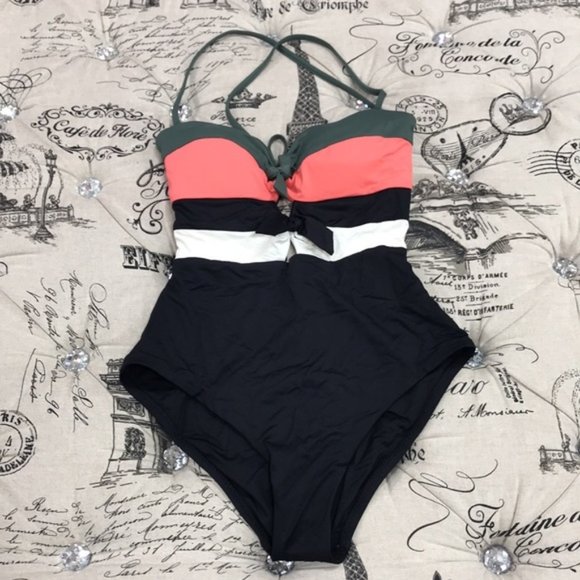 BECCA Multicolor One Piece Swimsuit - Picture 3 of 7